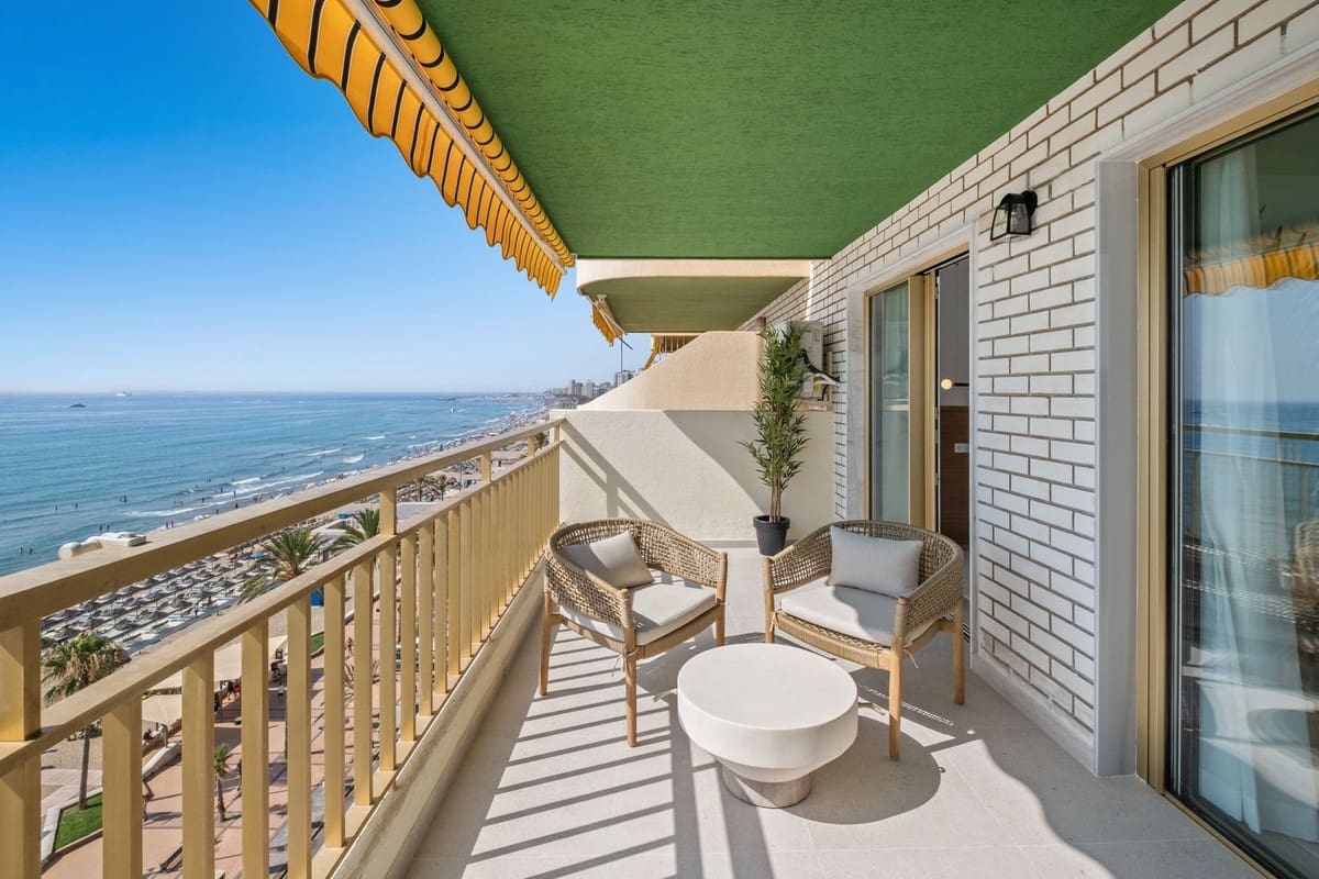 2 slaapkamer Appartement te koop in Fuengirola met zwembad - € 699.000 (Ref: 9504453)