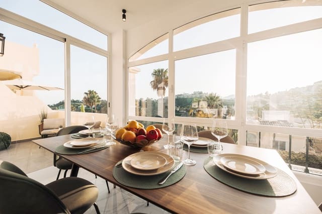 3 bedroom Apartment for sale in La Quinta, Benahavís - € 795,000 (Ref: 9504581)