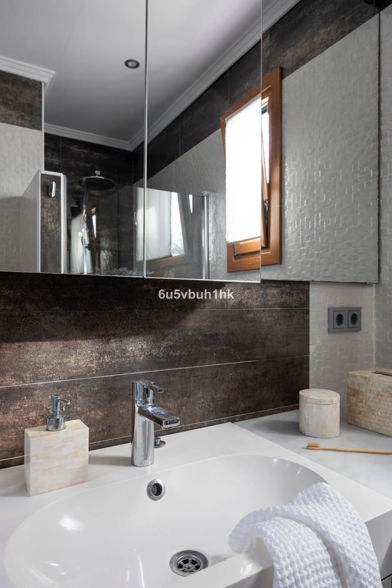 2 soveværelse Penthouse til salg i Puerto Banus - € 870.000 (Ref: 9504582)