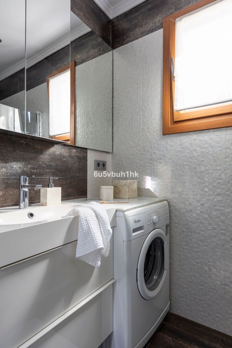 2 soveværelse Penthouse til salg i Puerto Banus - € 870.000 (Ref: 9504582)