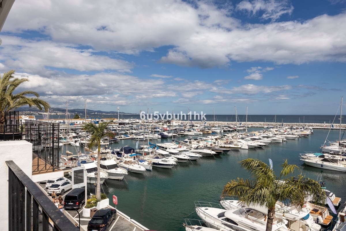 2 soveværelse Penthouse til salg i Puerto Banus - € 870.000 (Ref: 9504582)