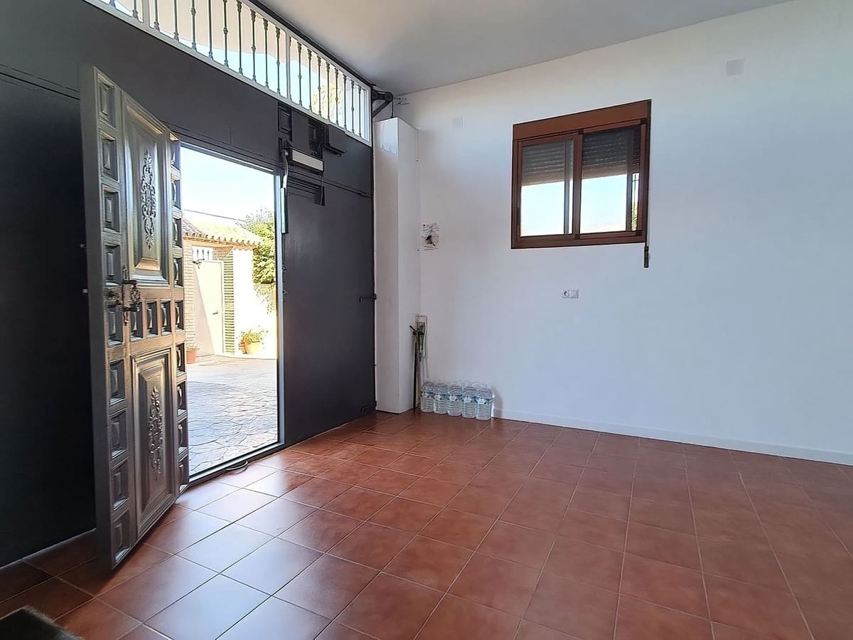 Chalet de 4 habitaciones en Alhaurín el Grande en venta con garaje - 590.000 € (Ref: 9509115)