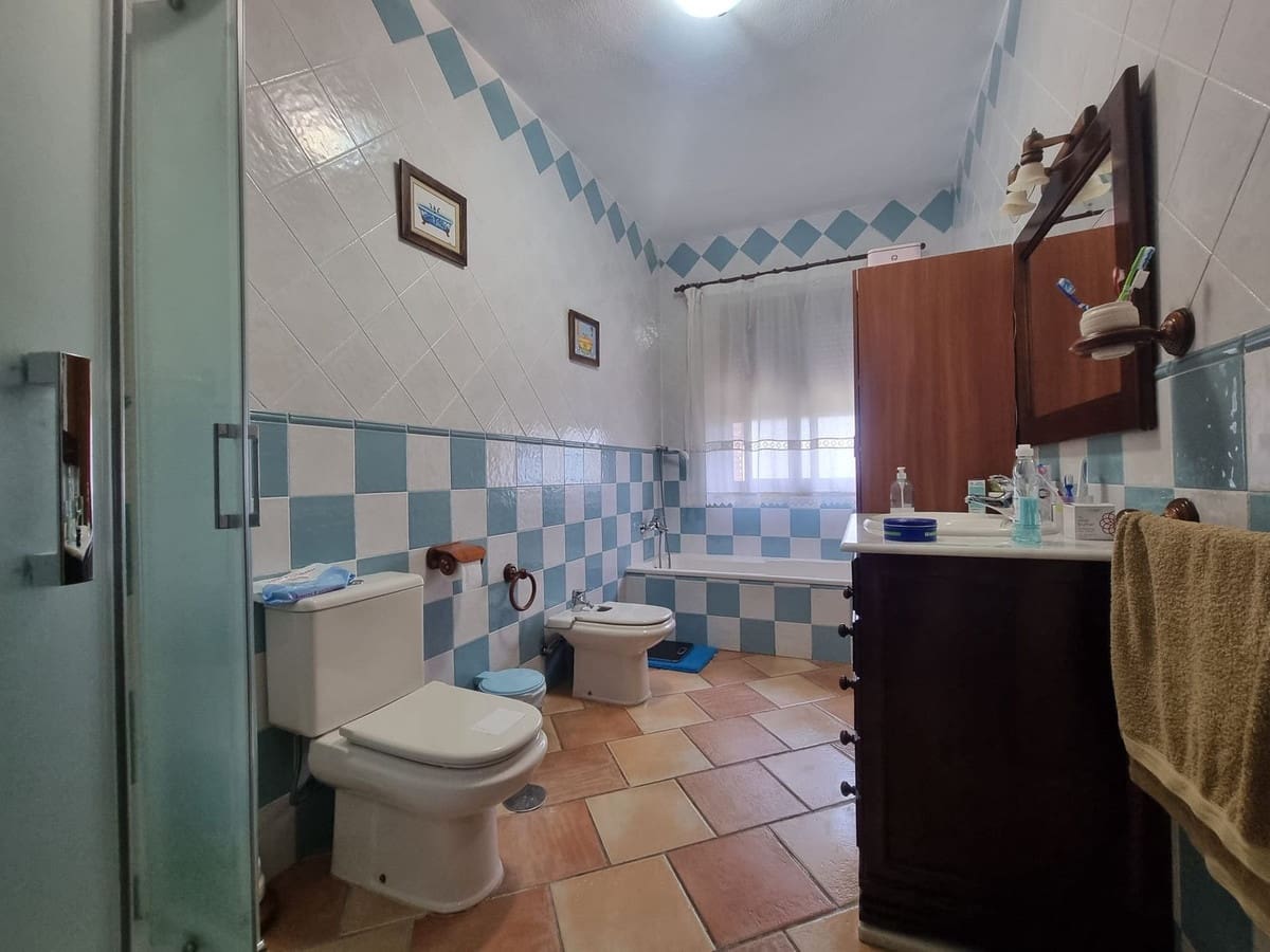 Chalet de 4 habitaciones en Alhaurín el Grande en venta con garaje - 590.000 € (Ref: 9509115)