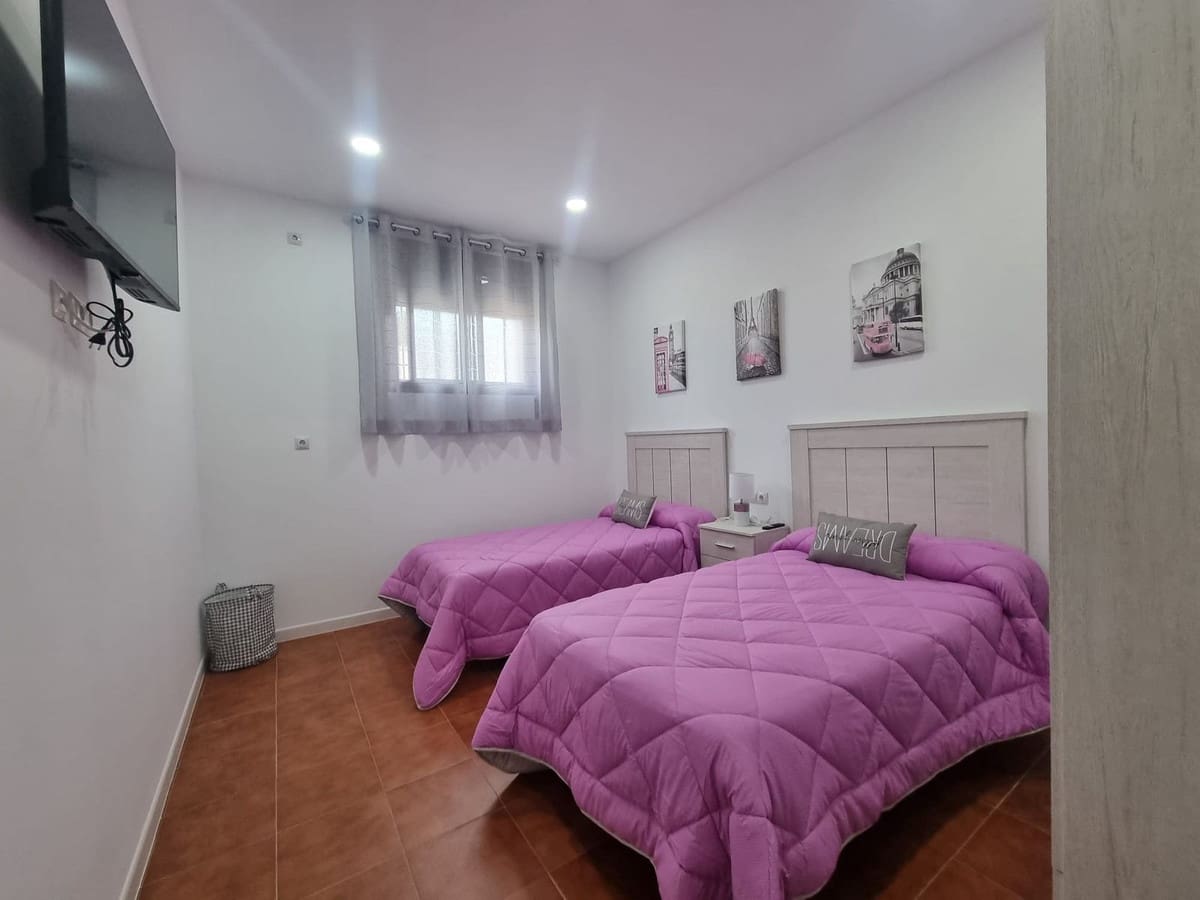 Chalet de 4 habitaciones en Alhaurín el Grande en venta con garaje - 590.000 € (Ref: 9509115)