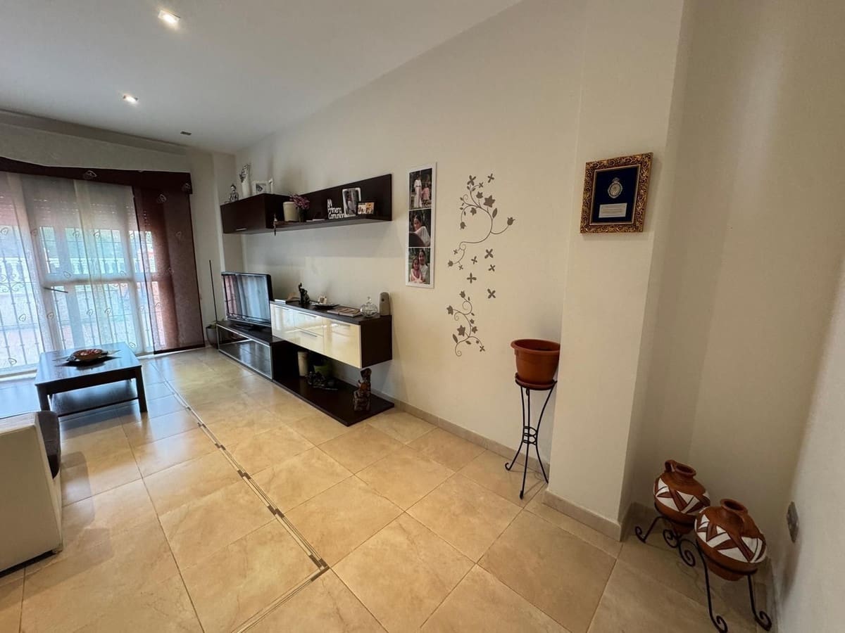 Chalet de 4 habitaciones en Benalmadena Costa en venta - 610.000 € (Ref: 9509116)
