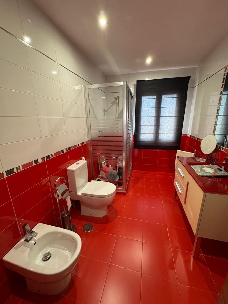 Chalet de 4 habitaciones en Benalmadena Costa en venta - 610.000 € (Ref: 9509116)