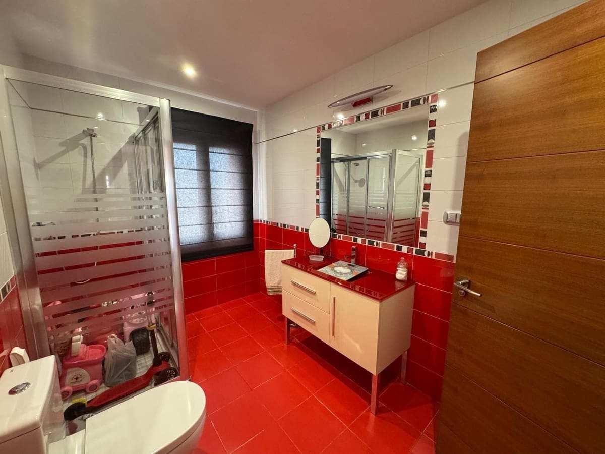 Chalet de 4 habitaciones en Benalmadena Costa en venta - 610.000 € (Ref: 9509116)