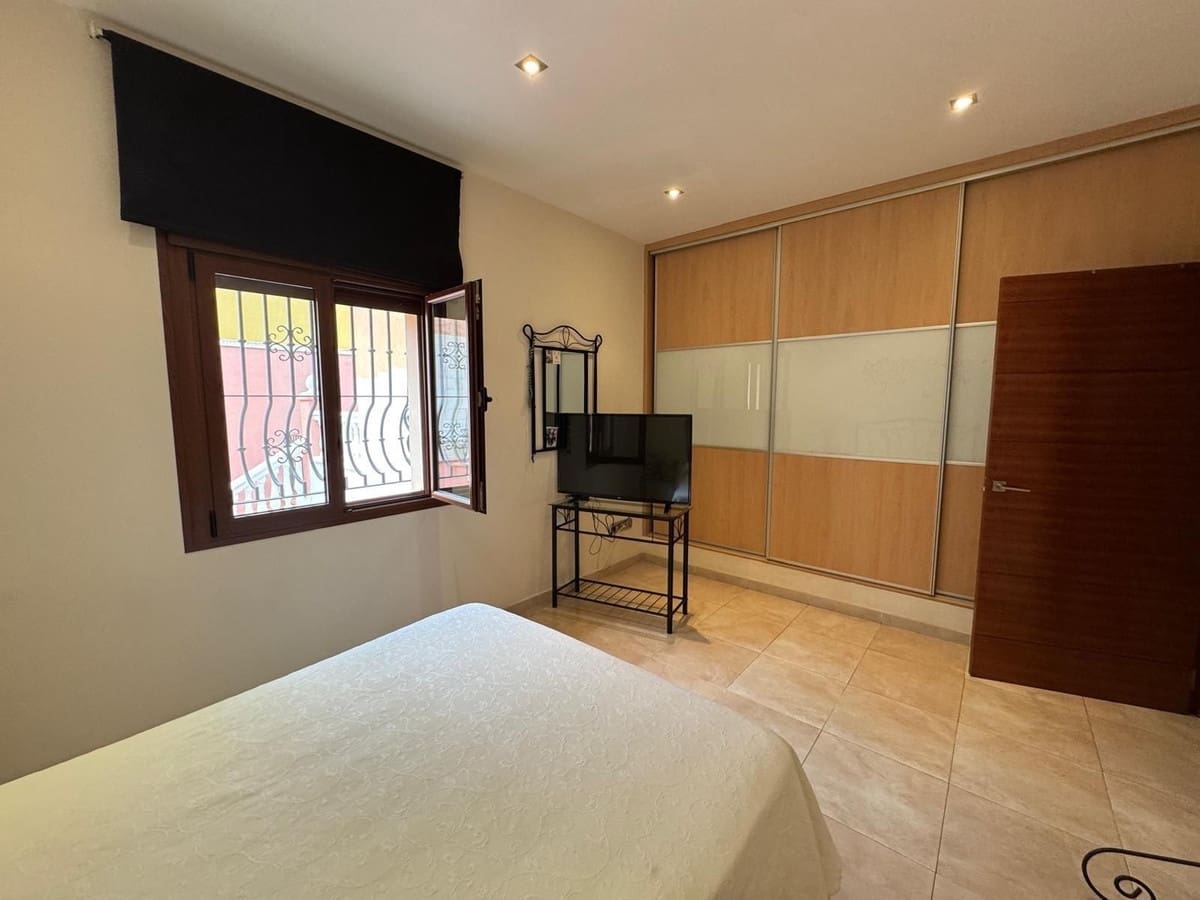 Chalet de 4 habitaciones en Benalmadena Costa en venta - 610.000 € (Ref: 9509116)