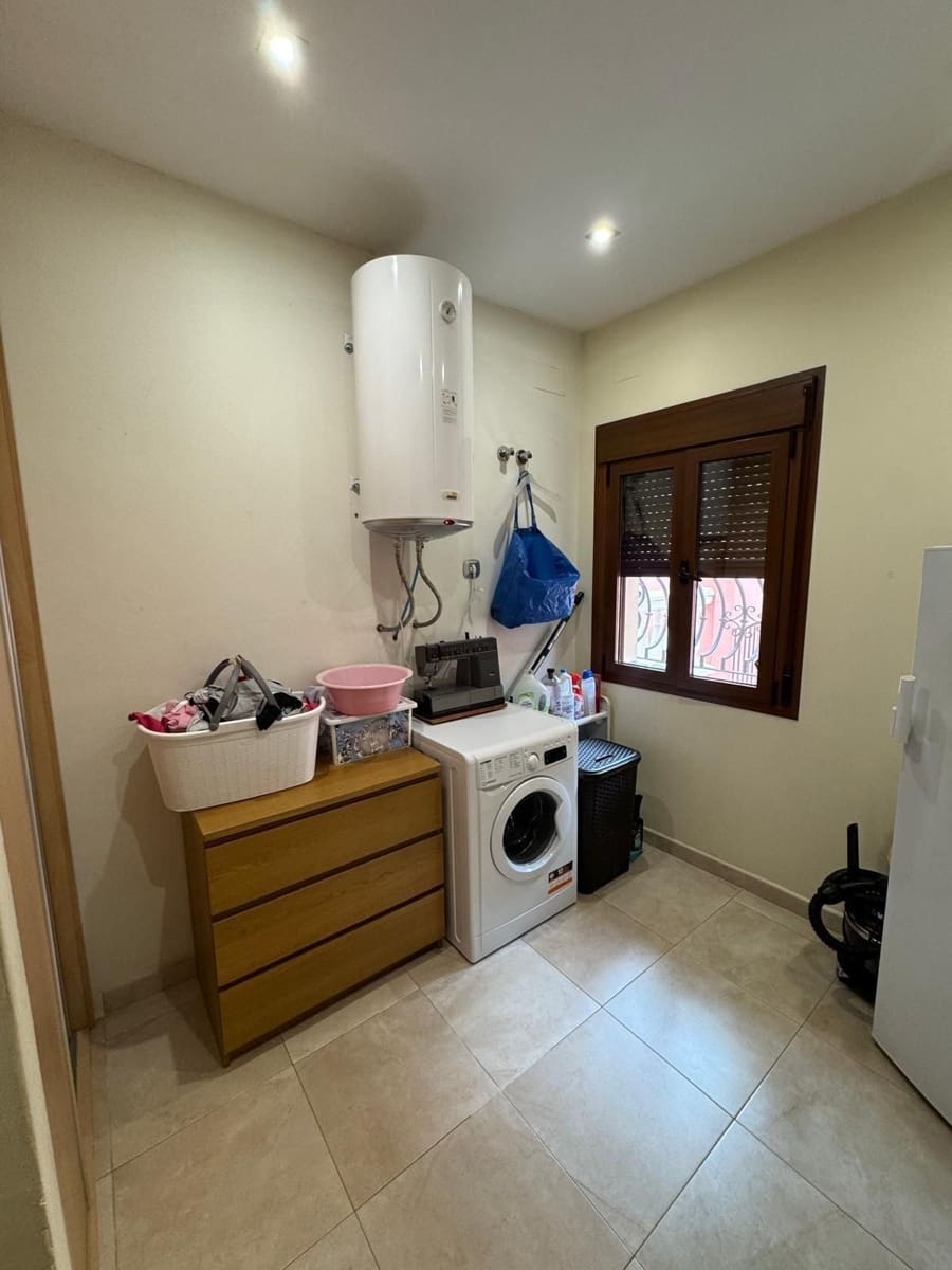 Chalet de 4 habitaciones en Benalmadena Costa en venta - 610.000 € (Ref: 9509116)