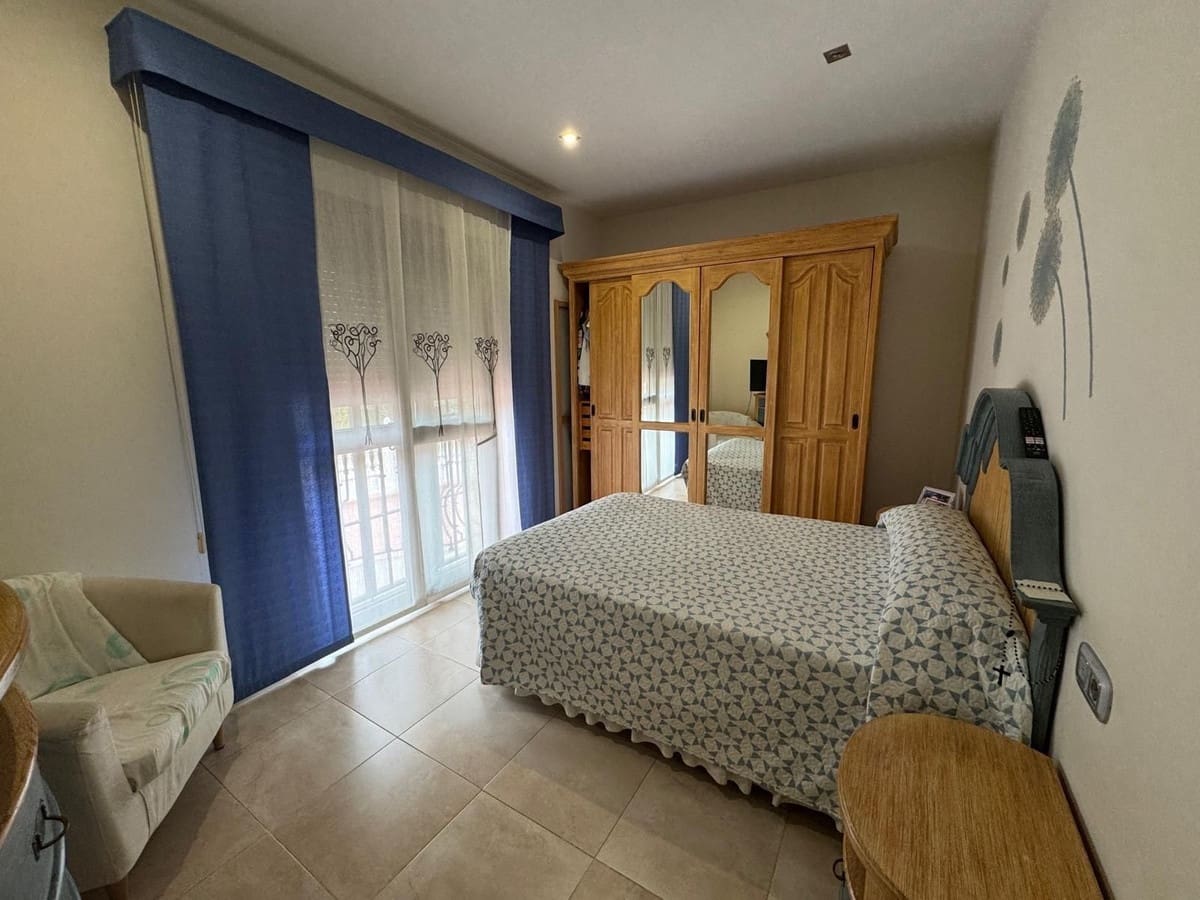 Chalet de 4 habitaciones en Benalmadena Costa en venta - 610.000 € (Ref: 9509116)