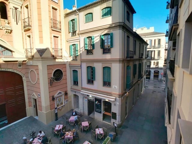 3 bedroom Apartment for sale in Centro Historico, Málaga city - € 645,000 (Ref: 9509117)