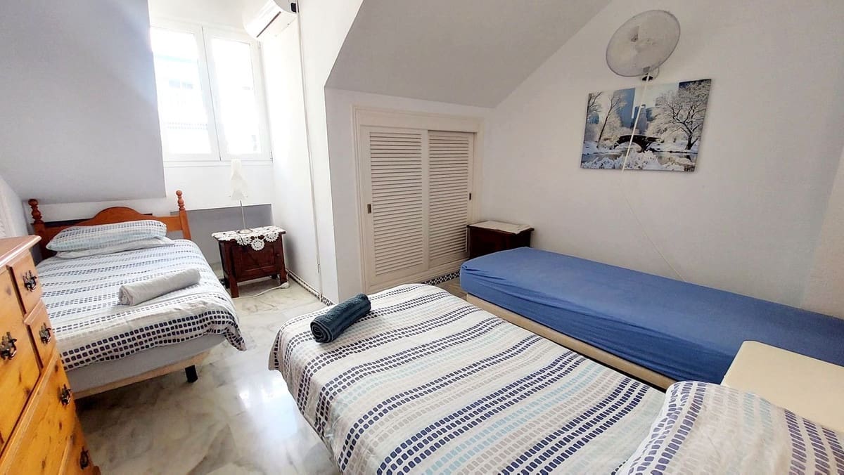 4 sovrum Hus till salu i Fuengirola med pool - 675 000 € (Ref: 9509118)