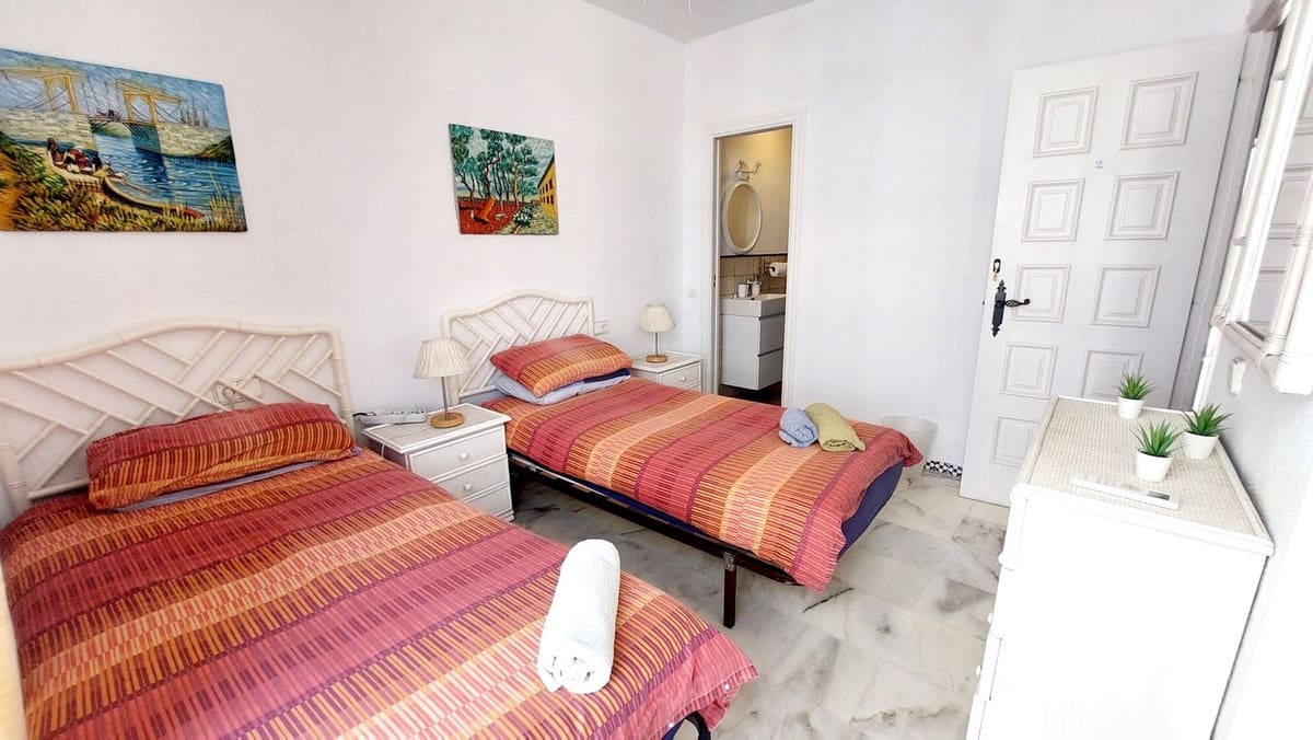 4 sovrum Hus till salu i Fuengirola med pool - 675 000 € (Ref: 9509118)