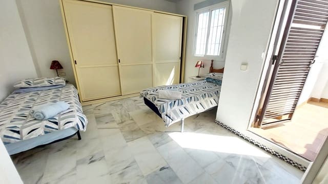 4 sovrum Hus till salu i Centro ciudad, Fuengirola med pool - 675 000 € (Ref: 9509118)