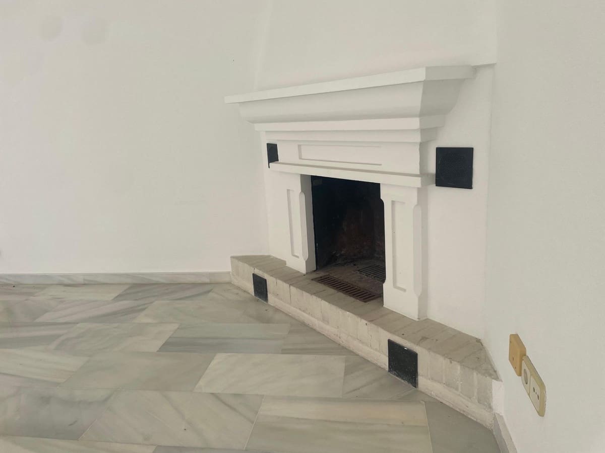 3 sypialnia Dom na sprzedaż w Arroyo de la Miel z basenem garażem - 470 000 € (Ref: 9519099)