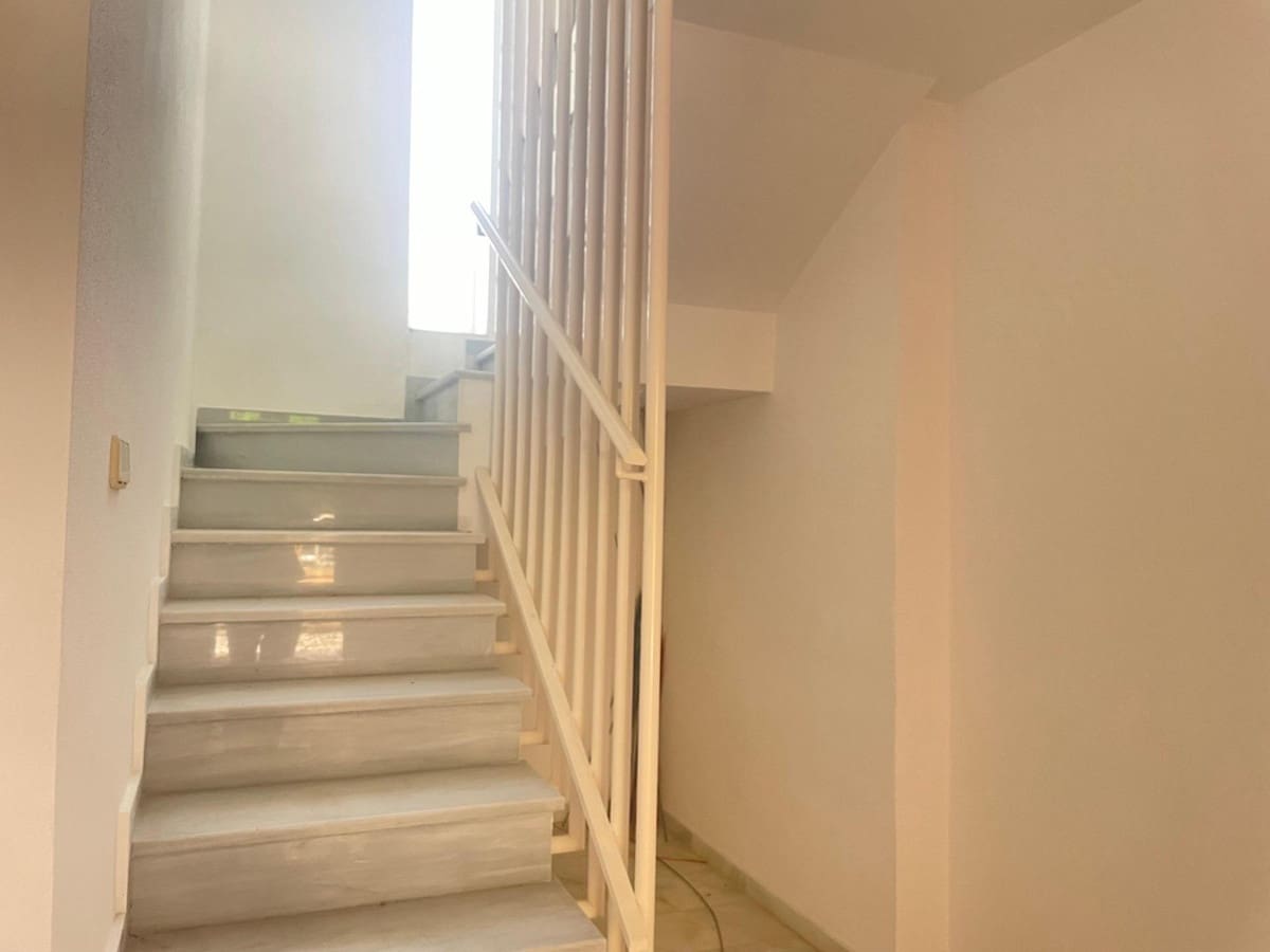 3 sypialnia Dom na sprzedaż w Arroyo de la Miel z basenem garażem - 470 000 € (Ref: 9519099)