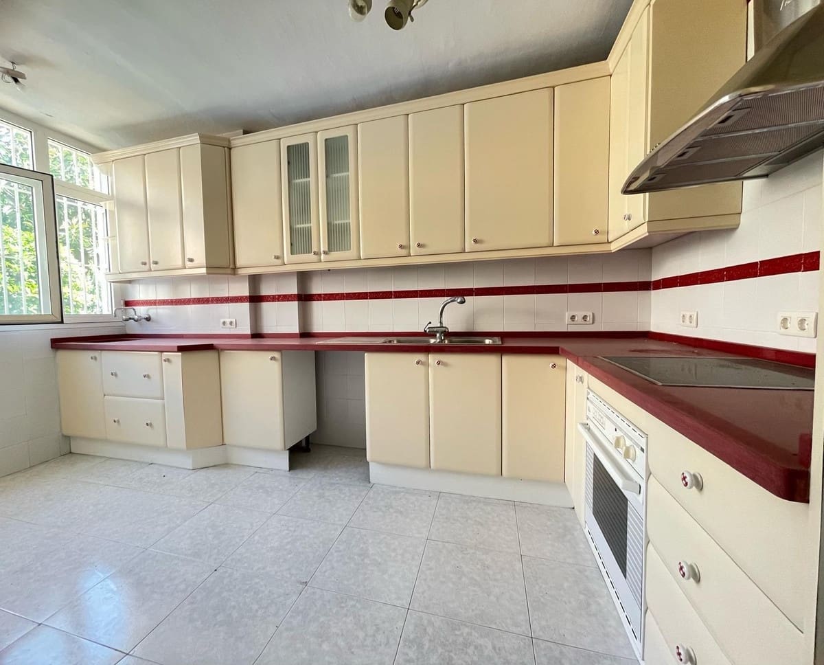 3 sypialnia Dom na sprzedaż w Arroyo de la Miel z basenem garażem - 470 000 € (Ref: 9519099)