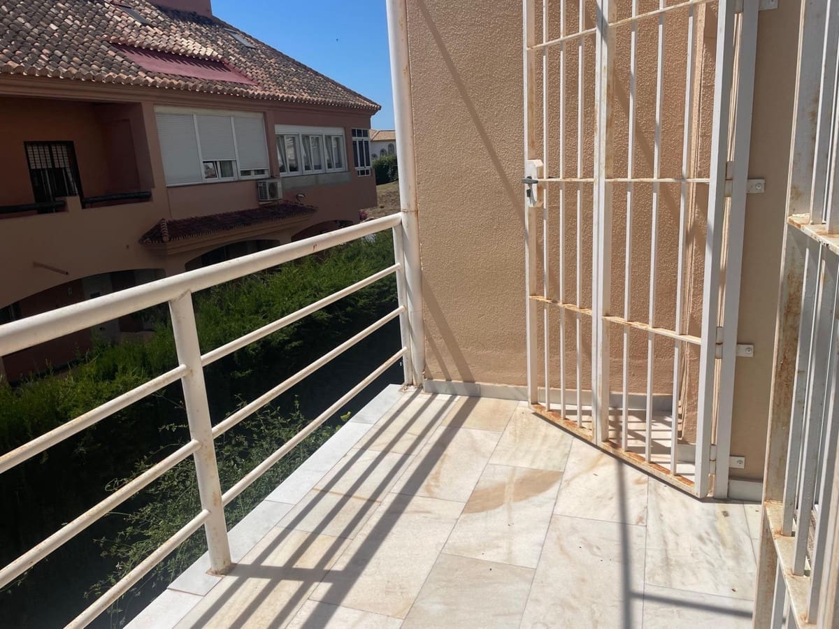 3 sypialnia Dom na sprzedaż w Arroyo de la Miel z basenem garażem - 470 000 € (Ref: 9519099)