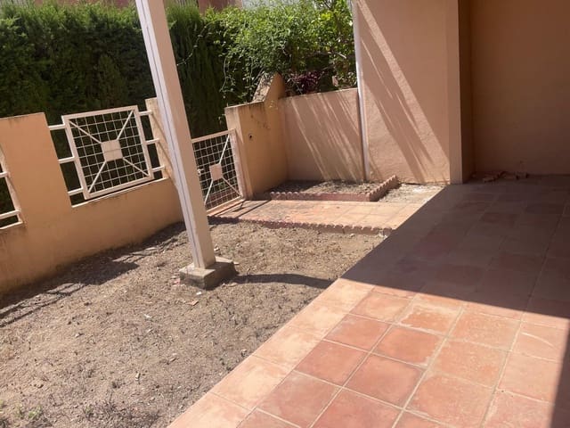 3 sypialnia Dom na sprzedaż w Arroyo de la Miel, Benalmádena z basenem garażem - 470 000 € (Ref: 9519099)