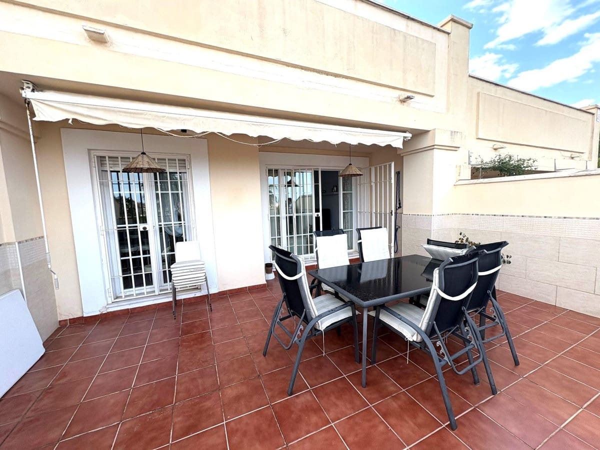 Casa de 4 habitaciones en Torremolinos en venta con piscina - 625.000 € (Ref: 9519101)