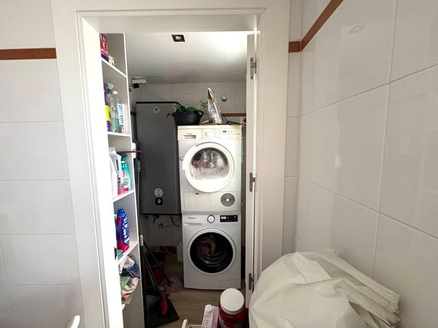 Casa de 4 habitaciones en Torremolinos en venta con piscina - 625.000 € (Ref: 9519101)