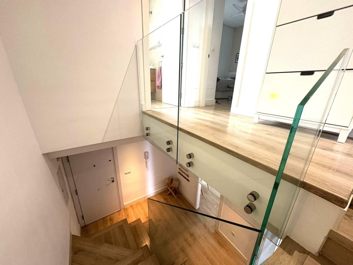 Casa de 4 habitaciones en Torremolinos en venta con piscina - 625.000 € (Ref: 9519101)