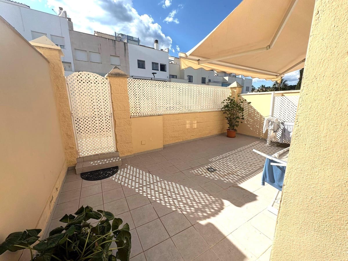 Casa de 4 habitaciones en Torremolinos en venta con piscina - 625.000 € (Ref: 9519101)