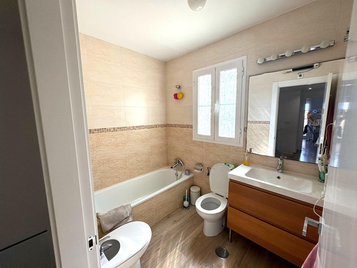 Casa de 4 habitaciones en Torremolinos en venta con piscina - 625.000 € (Ref: 9519101)