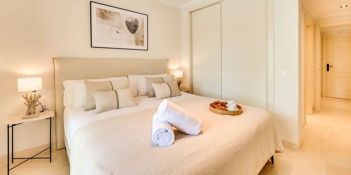 3 soverom Leilighet til salgs i Nueva Andalucia med svømmebasseng - € 655 000 (Ref: 9519103)