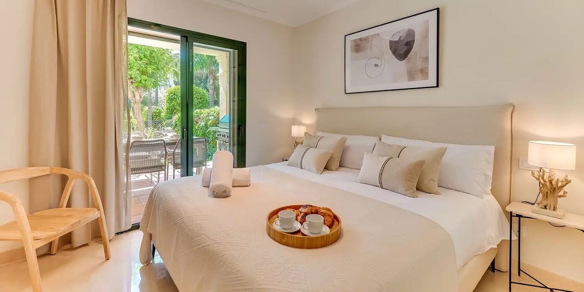 3 soverom Leilighet til salgs i Nueva Andalucia med svømmebasseng - € 655 000 (Ref: 9519103)