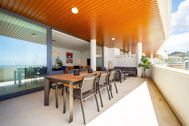 Apartamento de 2 habitaciones en Centro ciudad, Fuengirola en venta con piscina garaje - 659.000 € (Ref: 9519104)