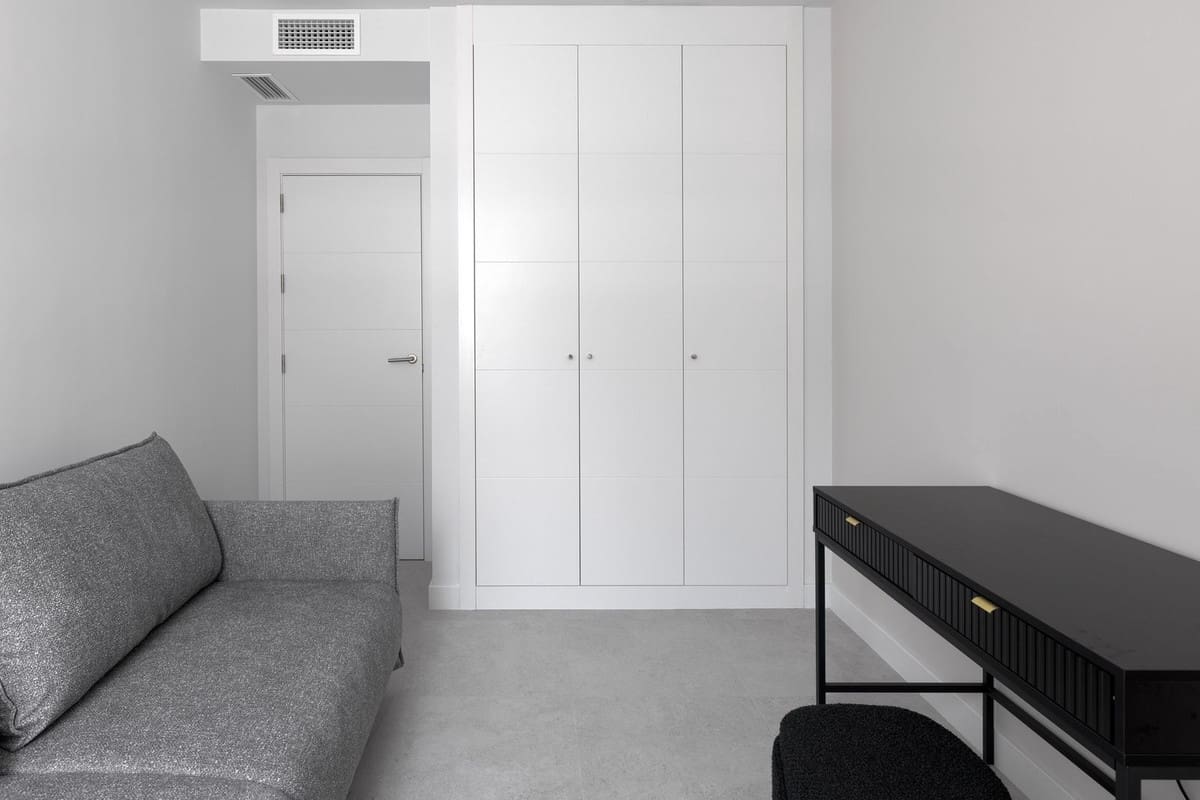 3 bedroom Apartment for sale in Estepona with pool - € 690,000 (Ref: 9519105)