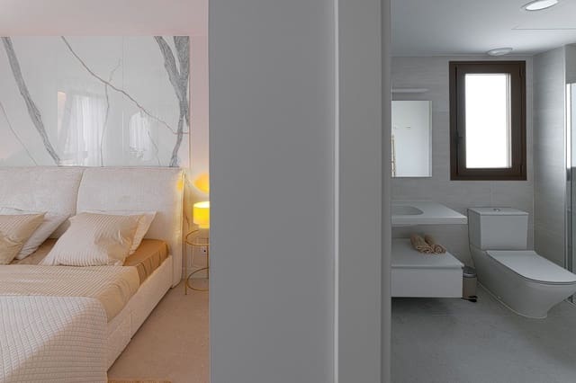 3 bedroom Apartment for sale in Centro, Estepona with pool - € 690,000 (Ref: 9519105)