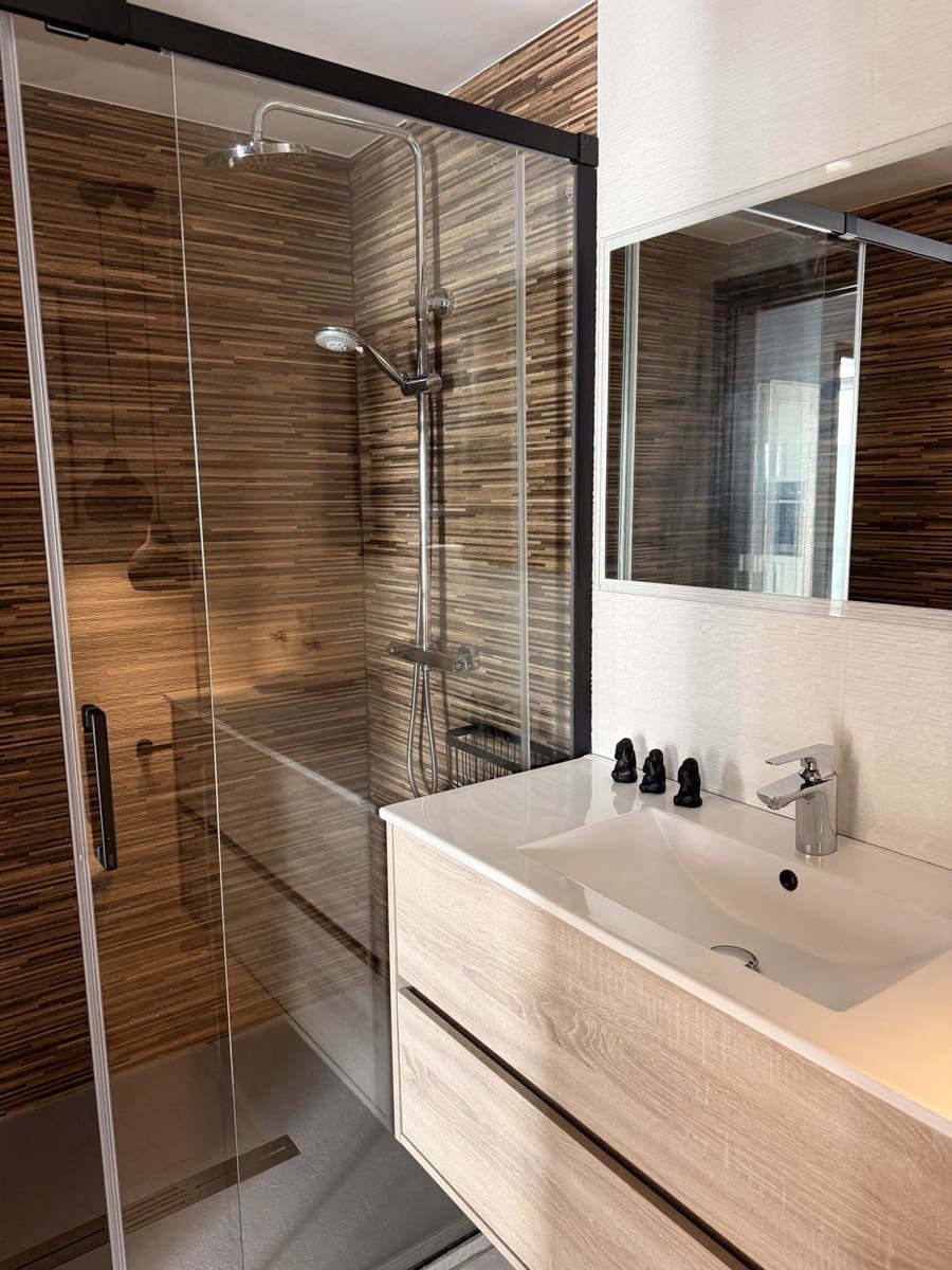 1 makuuhuone Kattohuoneisto myytävänä paikassa Estepona - 429 000 € (Ref: 9519106)