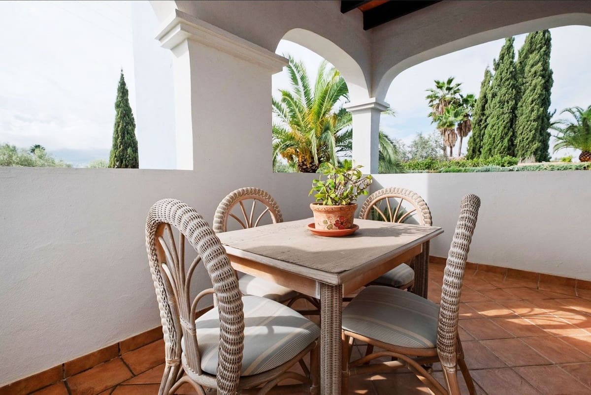 3 bedroom Villa for sale in Alhaurin el Grande with pool - € 1,000,000 (Ref: 9520932)