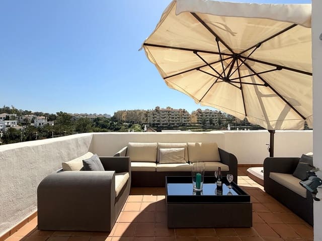 Ático de 3 habitaciones en Centro, Estepona en venta con piscina - 495.000 € (Ref: 9524470)