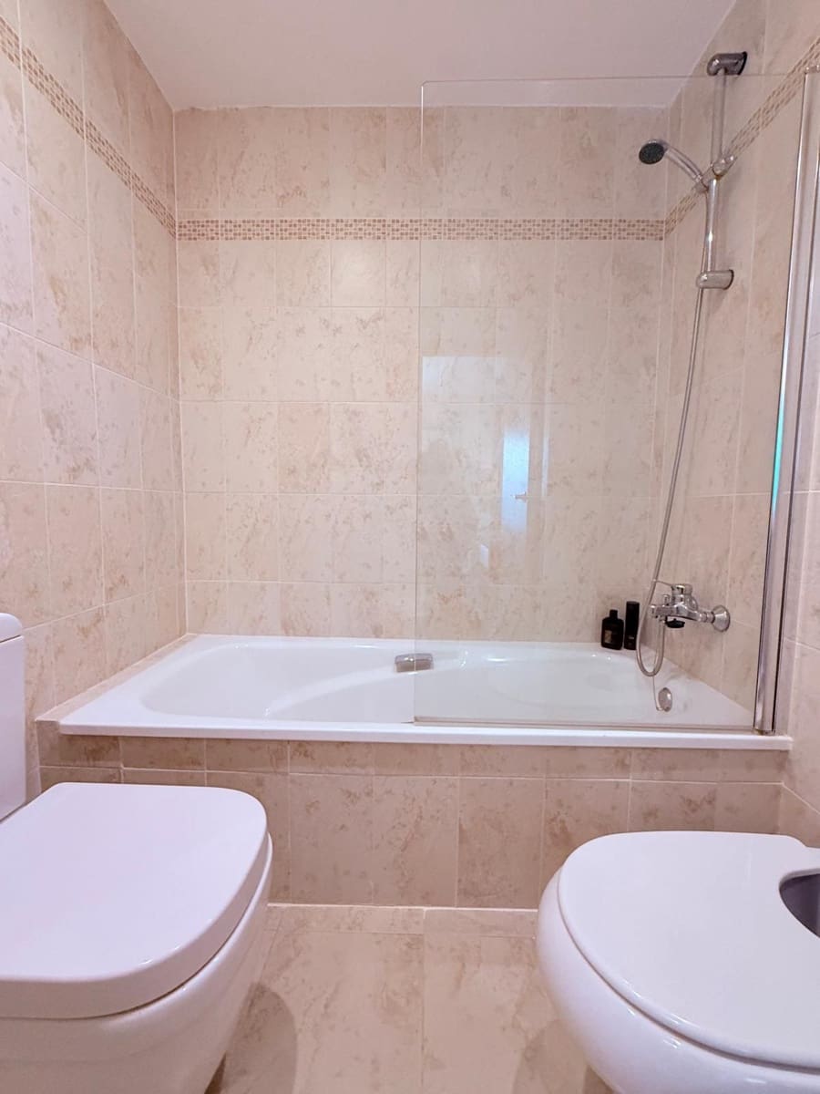 Ático de 3 habitaciones en Estepona en venta con piscina - 495.000 € (Ref: 9524470)