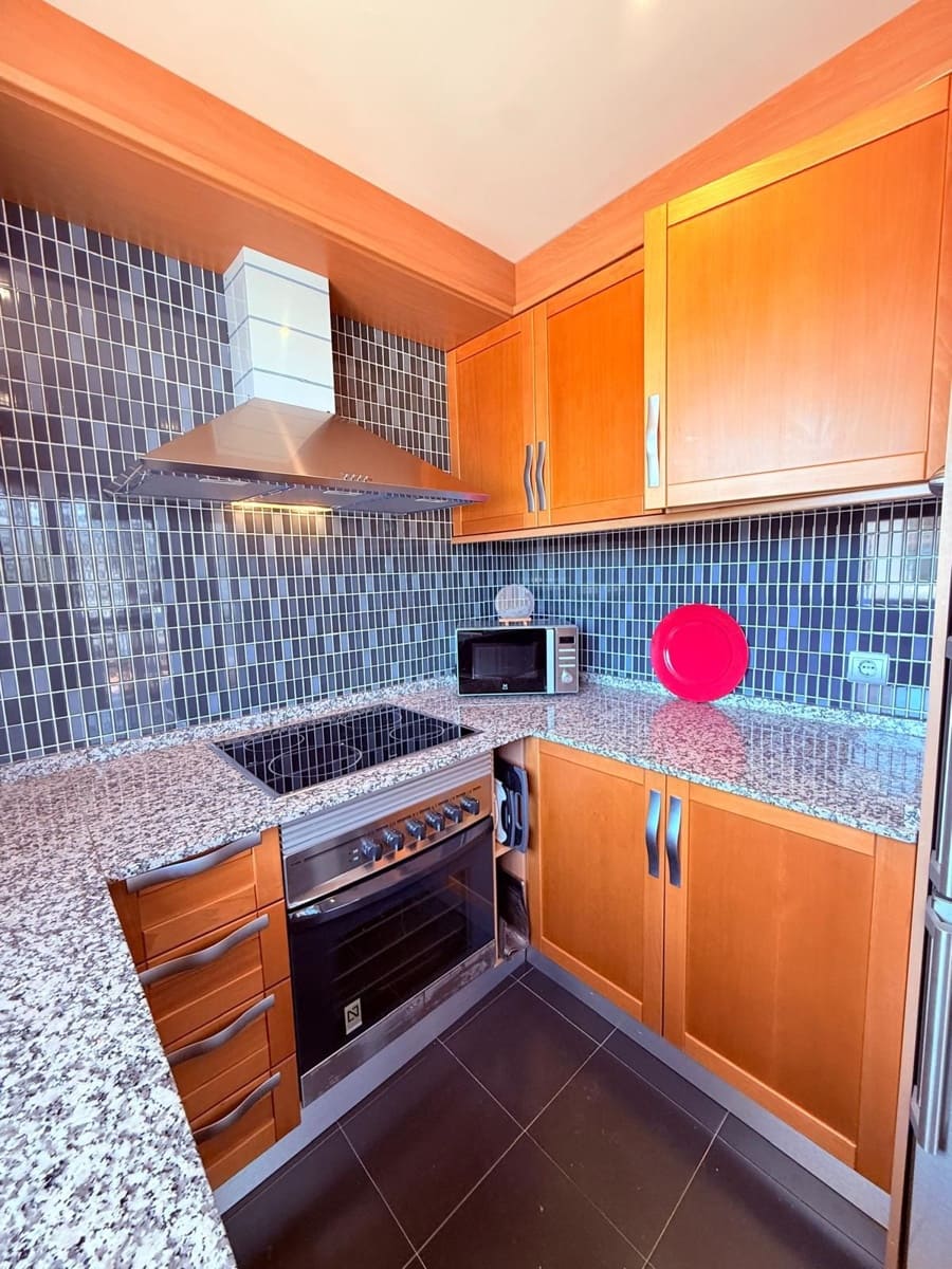 Ático de 3 habitaciones en Estepona en venta con piscina - 495.000 € (Ref: 9524470)