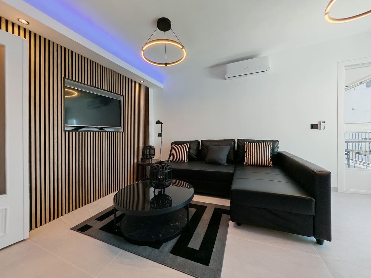 3 makuuhuone Kattohuoneisto myytävänä paikassa Estepona mukana uima-altaan - 425 000 € (Ref: 9527998)