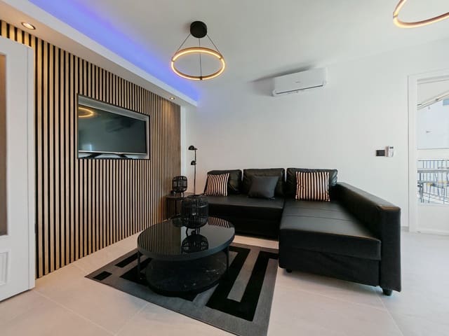 3 makuuhuone Kattohuoneisto myytävänä paikassa Centro, Estepona mukana uima-altaan - 425 000 € (Ref: 9527998)