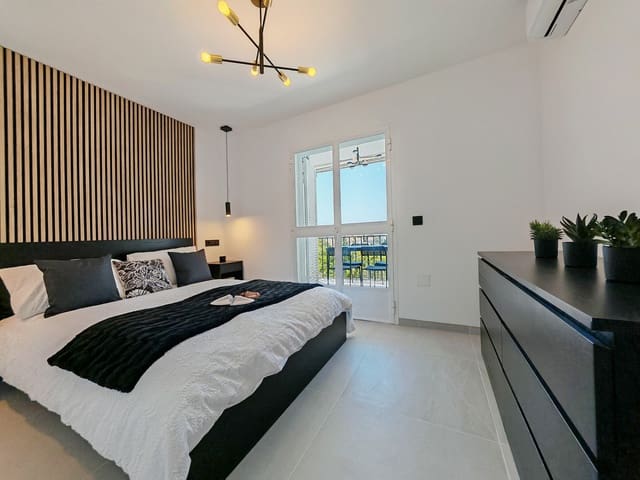 3 makuuhuone Kattohuoneisto myytävänä paikassa Centro, Estepona mukana uima-altaan - 425 000 € (Ref: 9527998)