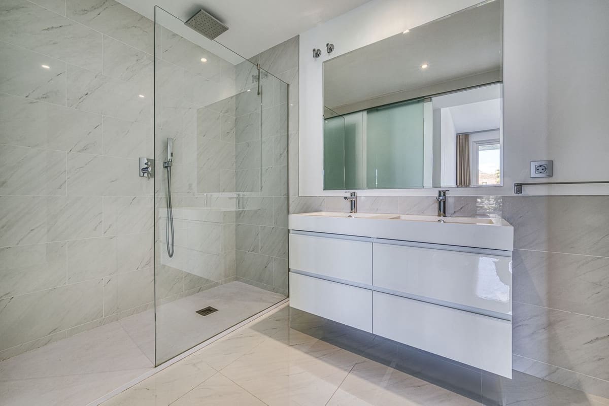 3 sypialnia Apartament na sprzedaż w Bel-Air z basenem - 500 000 € (Ref: 9528002)