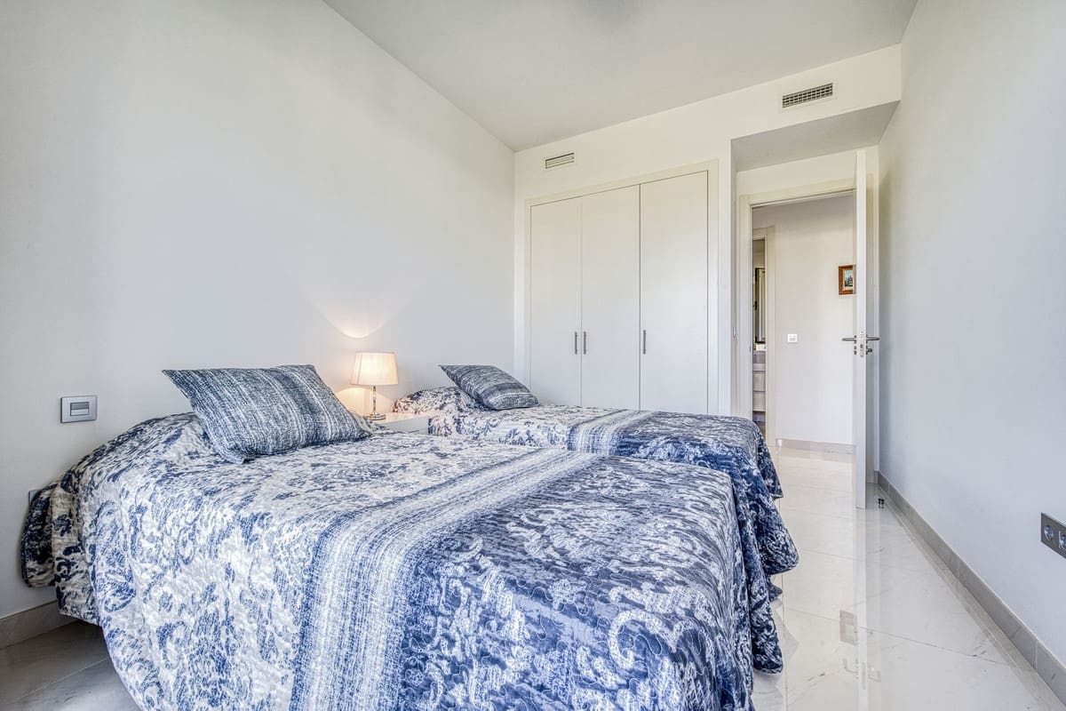 3 sypialnia Apartament na sprzedaż w Bel-Air z basenem - 500 000 € (Ref: 9528002)