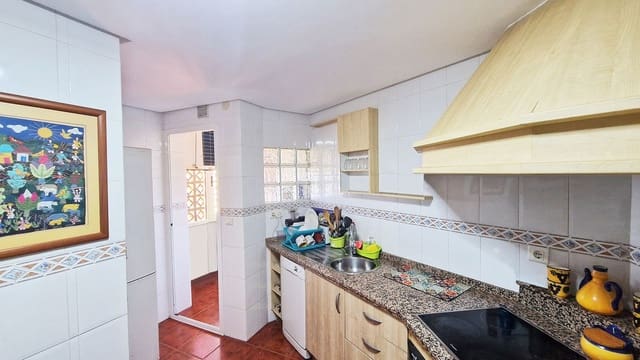 3 soveværelse Lejlighed til salg i Arroyo de la Miel, Benalmádena med swimmingpool - € 525.000 (Ref: 9528003)