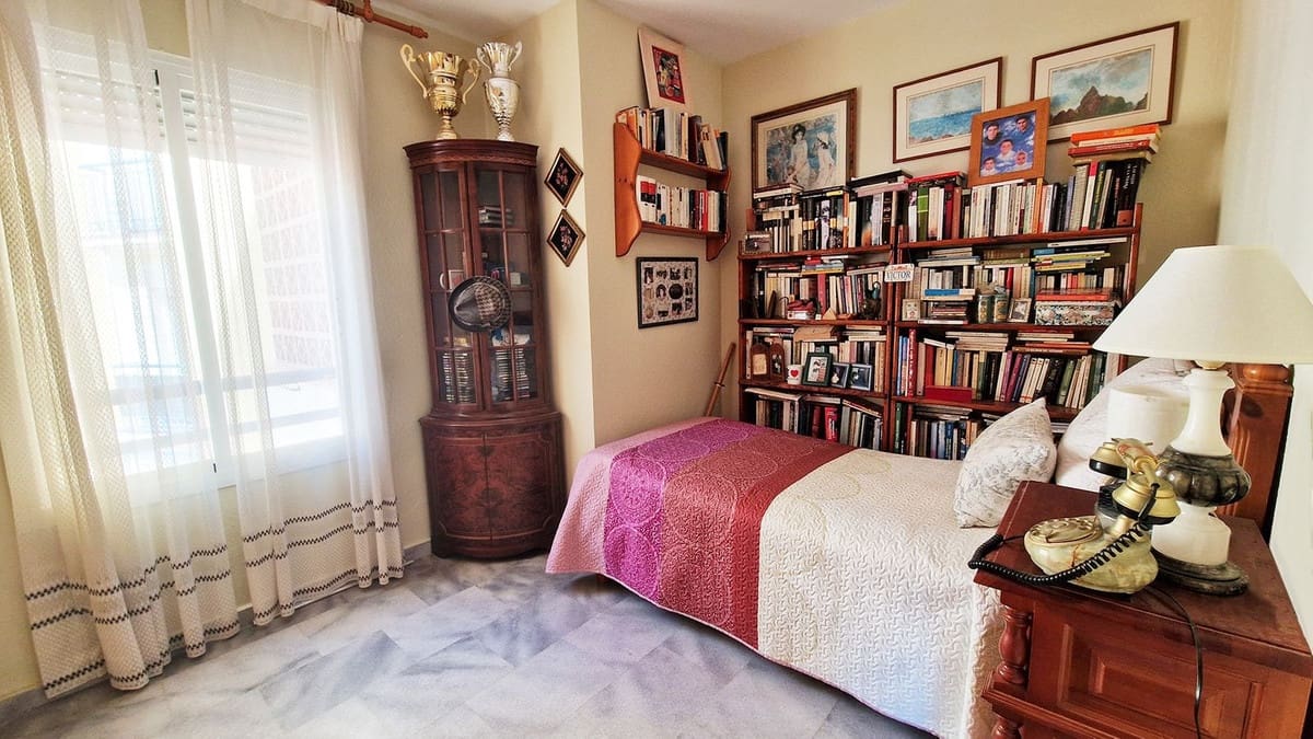 3 soveværelse Lejlighed til salg i Arroyo de la Miel med swimmingpool - € 525.000 (Ref: 9528003)