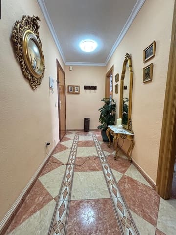 4 soverom Leilighet til salgs i Centro Historico, Málaga by - € 690 000 (Ref: 9528004)
