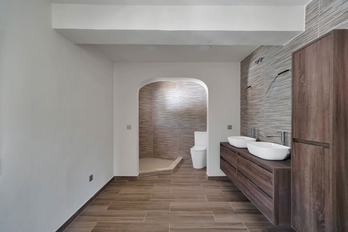 3 quarto Moradia para venda em Marbella com piscina - 990 000 € (Ref: 9528005)