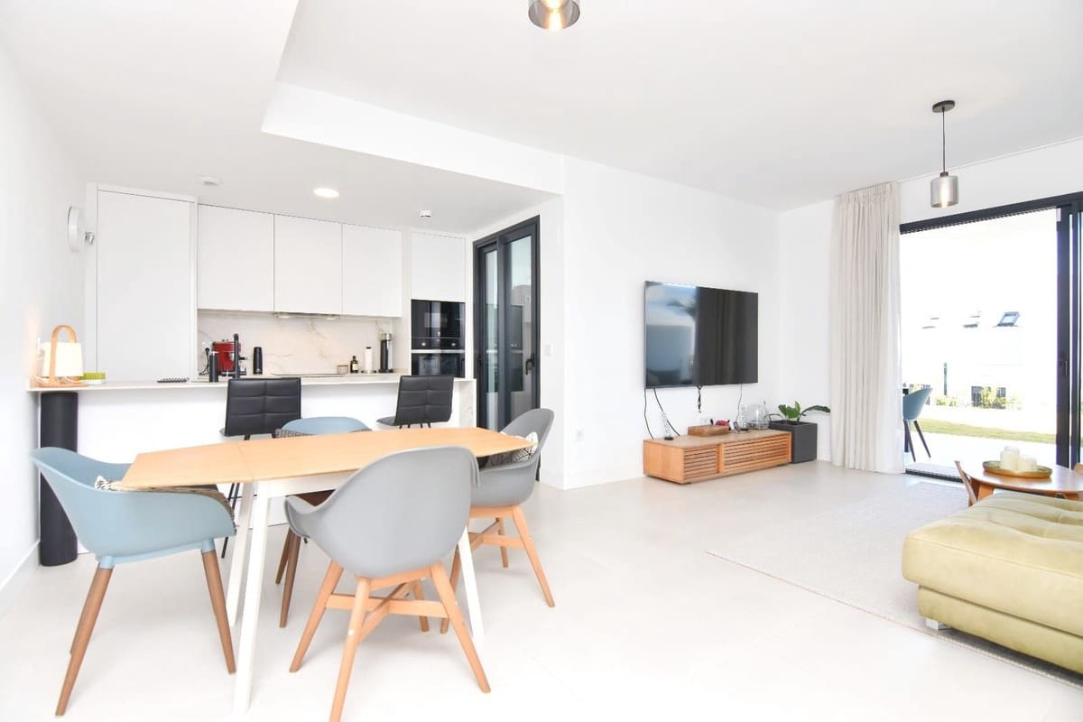 3 soveværelse Lejlighed til salg i Benalmadena med swimmingpool garage - € 695.000 (Ref: 9530900)