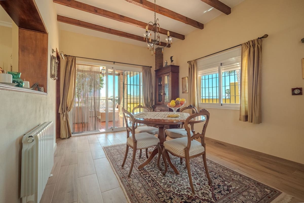 Chalet de 5 habitaciones en Alhaurín el Grande en venta con piscina garaje - 695.000 € (Ref: 9530901)