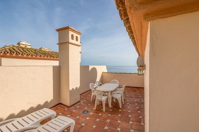 4 bedroom Townhouse for sale in Centro, Estepona with pool - € 795,000 (Ref: 9530902)